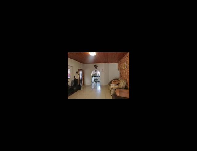 4 BEDROOM HOUSE FOR SALE IN BRACKENHAM